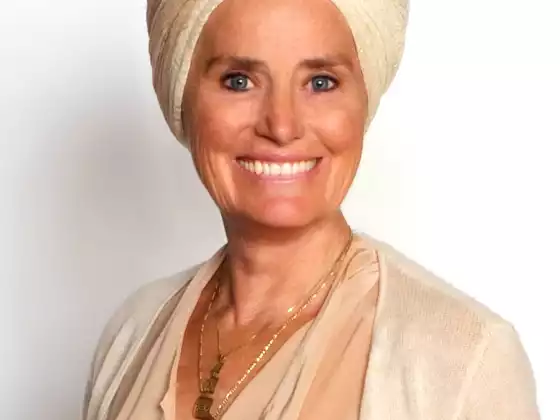 Gurutej Khalsa,
                            Spirituality, Health & Wellness, Love and Relationships, Yoga, Personal Development & Coaching, Personal Development & Coaching
                            Expert at செழித்து வளருங்கள் & சீரமைக்கவும்: இலையுதிர் கால ஆரோக்கிய வாரம் 2025