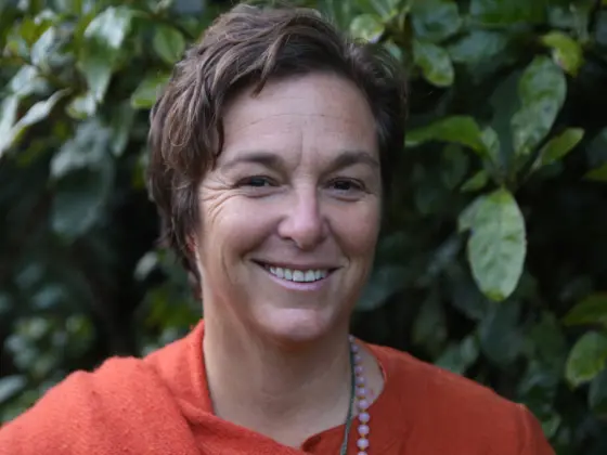 Swami Karma Karuna Saraswati,
                            Health & Wellness, Health & Wellness
                            Expert at 여름 지점 심포지엄